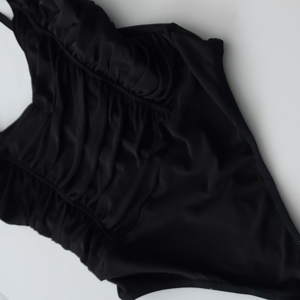 F21 Mesh Ruched Bodysuit - Picture 7 of 12